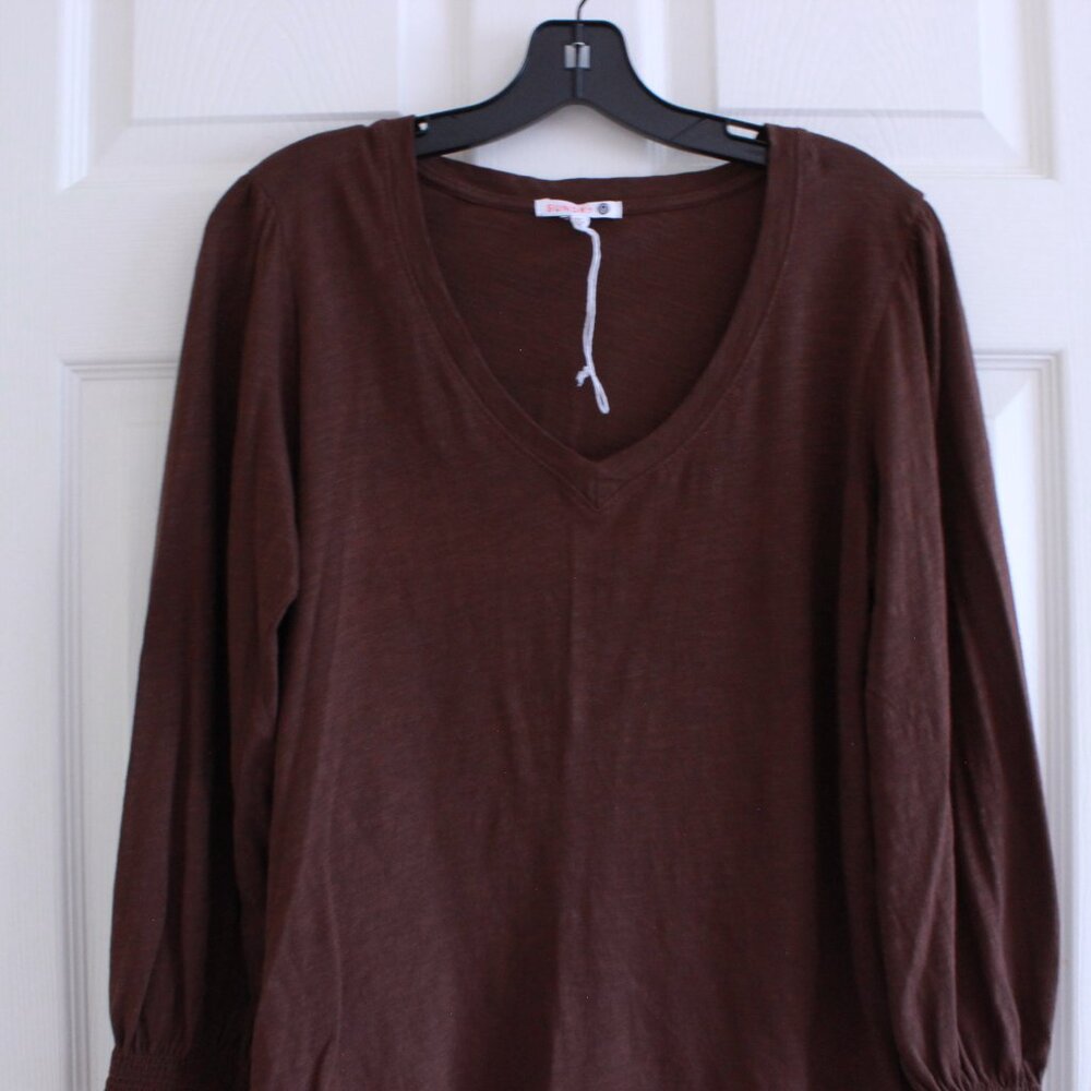 NWOT Sundry Princess Long Sleeve V Neck Ruched Cuffs Pima Cotton Tee Java Brown - Picture 4 of 10